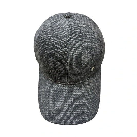 Baseball Cap | Textured Pattern & Side Metal Detail – Grey