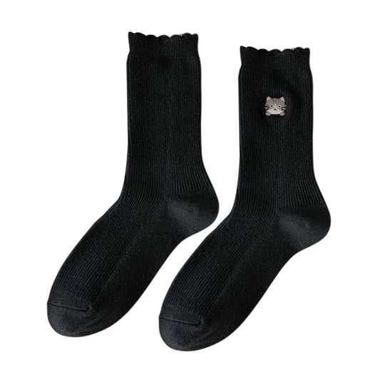 Ladies Socks | Scalloped Ribbed Cat Embroidery – Black