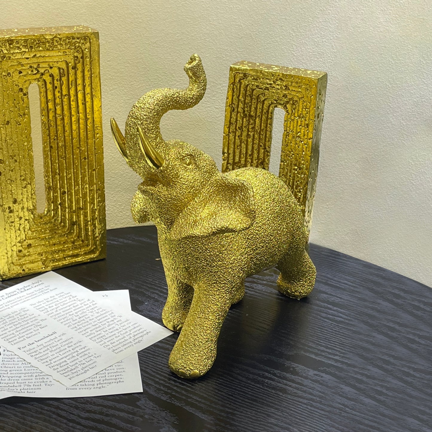 【Pre-order: 30-day lead time | MOQ: 120 units】Resin Elephant Family Set | white/gold color |Artistic Home Collection
