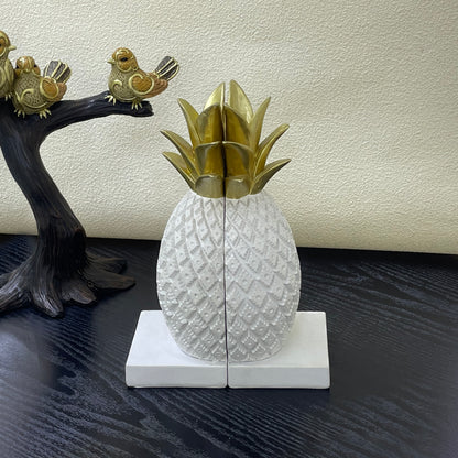 【Pre-order: 30-day lead time | MOQ: 120 units】Resin Pineapple Bookends | Black/White | Artistic Home Collection