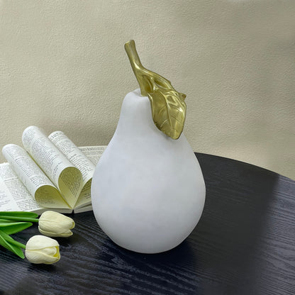 【Pre-order: 30-day lead time | MOQ: 120 units】Black and white resin pear-shaped ornament