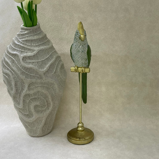 【Pre-order: 30-day lead time | MOQ: 120 units】Resin Parrot Sculptures | Artistic Home Collection