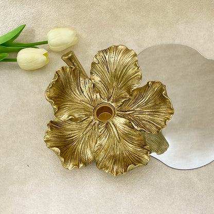【Pre-order: 30-day lead time | MOQ: 120 units】Gold color Five - Petal Flower Resin Candle Holder | Artistic Home Collection