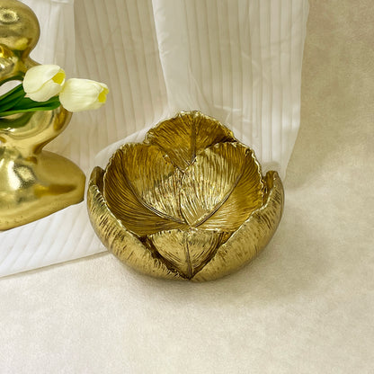 【Pre-order: 30-day lead time | MOQ: 120 units】Gold color Petal-Textured Resin Tray | Artistic Home Collection