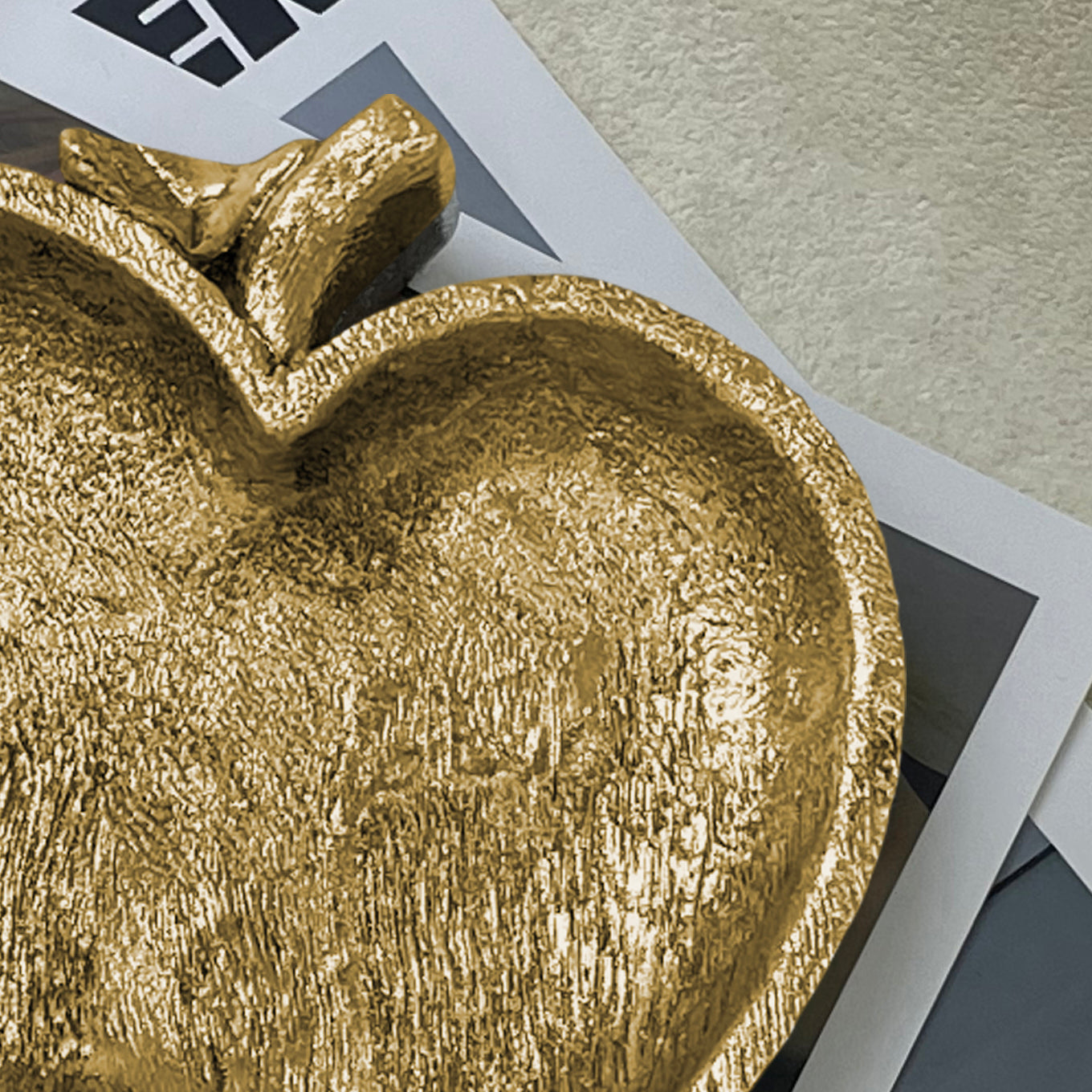 【Pre-order: 30-day lead time | MOQ: 120 units】Gold - Toned & Silver - Toned Apple - Shaped Resin Trays | Artistic Home Collection